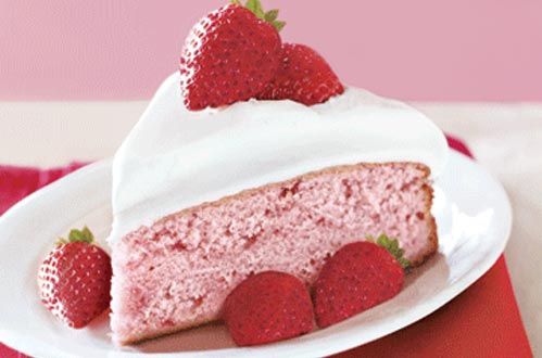 strawberry cake megali polaroid