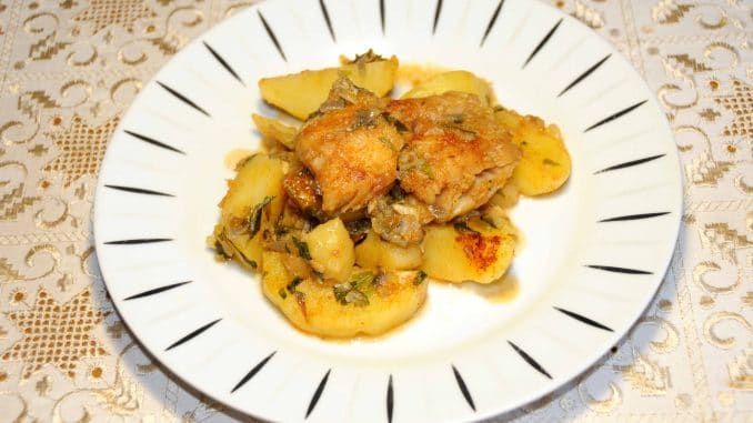 Μπακαλιάρος πλακί με πατάτες Cod with potatoes