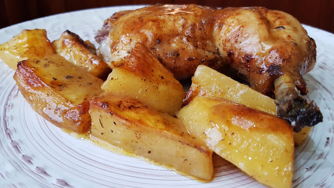Ζουμερό κοτόπουλο με πατάτες μαγειρεμένο στον φούρνο! Δεν έχετε δοκιμάσει νοστιμότερο!