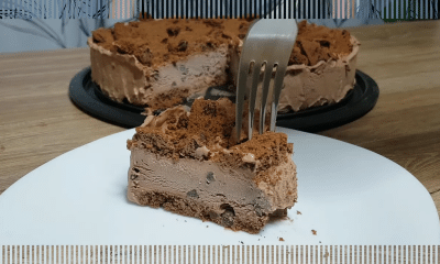 Μια ακόμα εκπληκτική συνταγή για εύκολη τούρτα παγωτό σοκολάτα