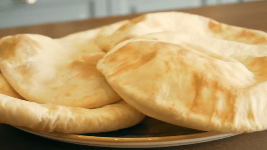 Πολύ ωραία συνταγή για να φτιάξετε τις πιο νόστιμες αράβικες ή κυπριακές πίτες