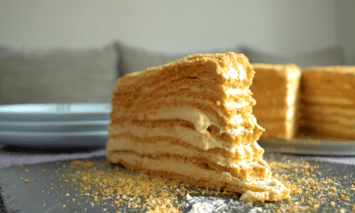 Θα μπει στην λίστα τον αγαπημένων σας γλυκών Μεντόκ τούρτα με μέλι από την Ρωσία