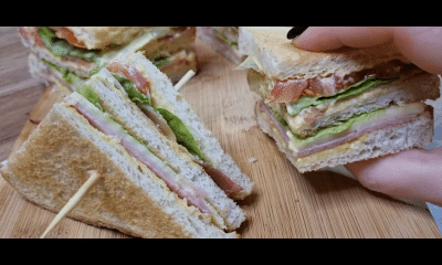 Η οικογένεια σας θα το λατρέψει Κλαμπ σάντουιτς με ζαμπόν και μπέικον
